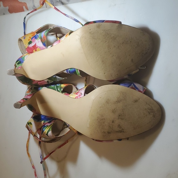 Steve Madden floral high heels 8.5 - Picture 6 of 8